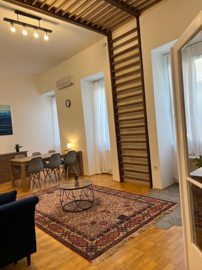 Azure King Residence In The Heart Of Budapeste Exterior foto